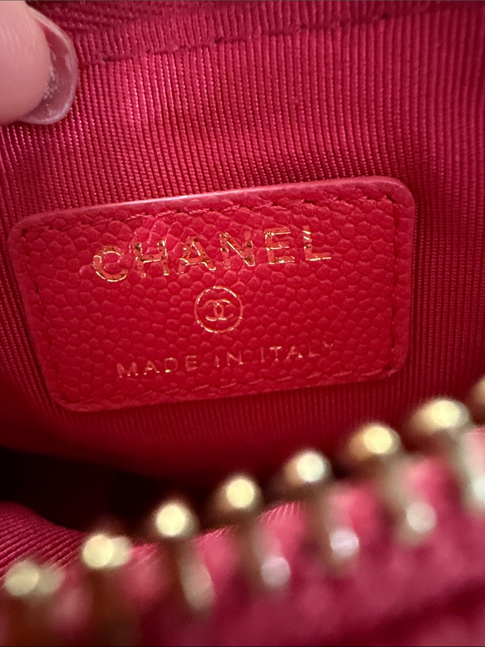 CHANEL Hot Pink/Fuscia Mini-O Case - Picture 6 of 13